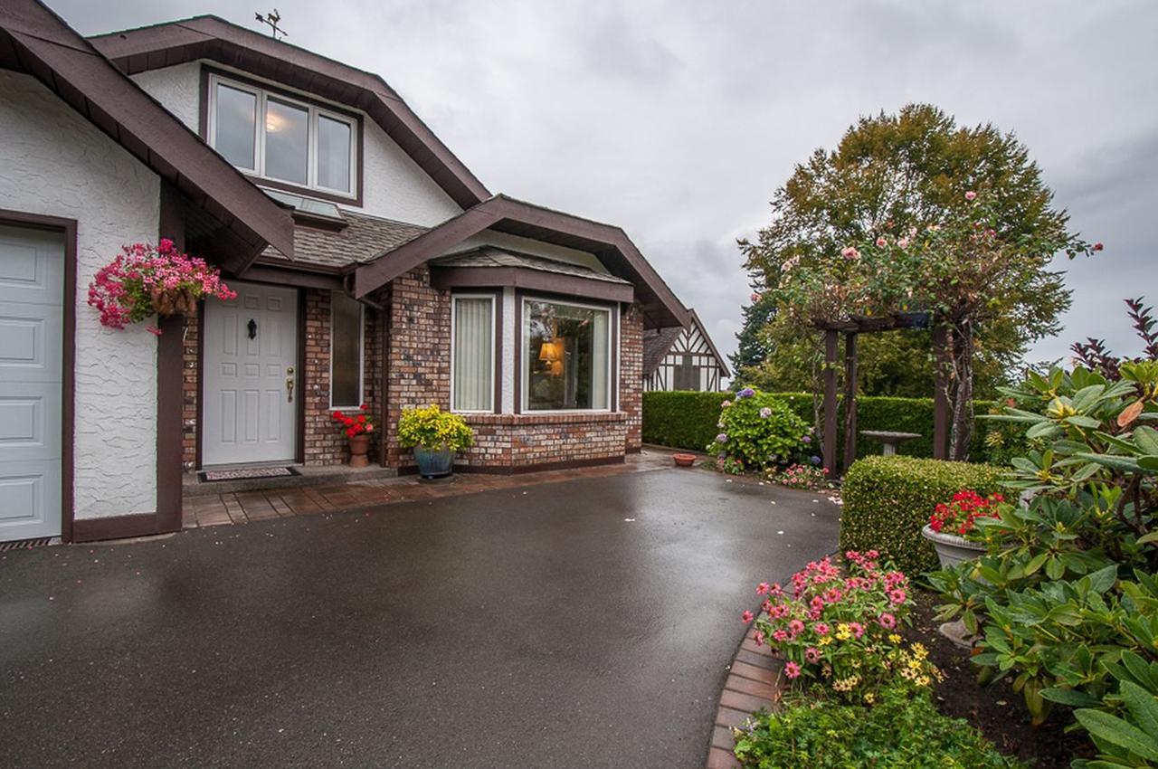 Laurel'S Cottage By Elevate Rooms Qualicum Beach Dış mekan fotoğraf